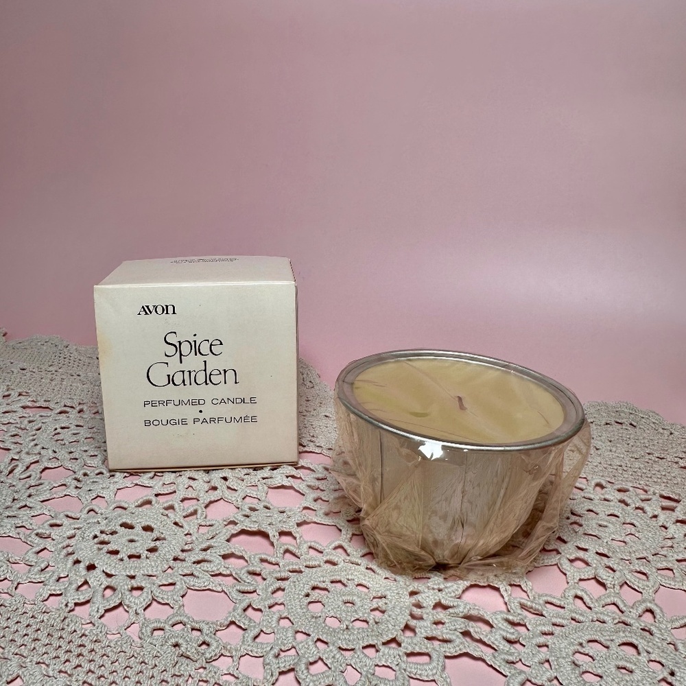 ✨ 2 for $10 ✨ Vintage Avon “Spice Garden” Perfumed Candle – New in Box